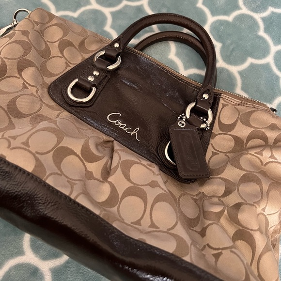 LIKE NEW Authentic Coach Satin Satchel bag - Picture 2 of 9